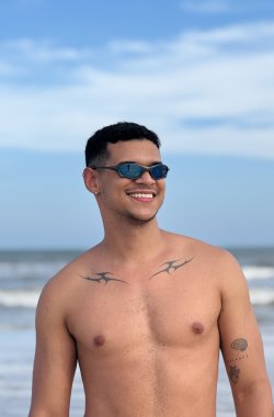 Lucas - Garoto de Programa em Maceió - AL Lucas - Garoto de Programa em Maceió - AL